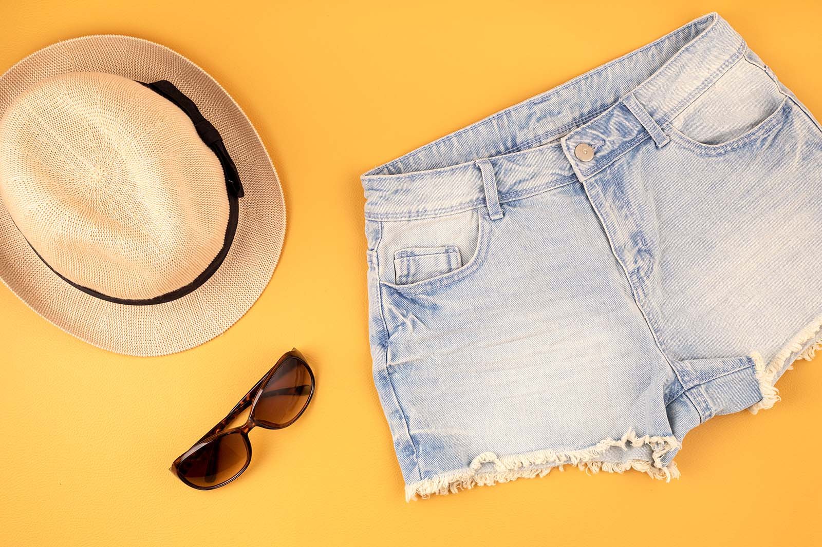 Women's fashion accessories to include in your fashion list this summer